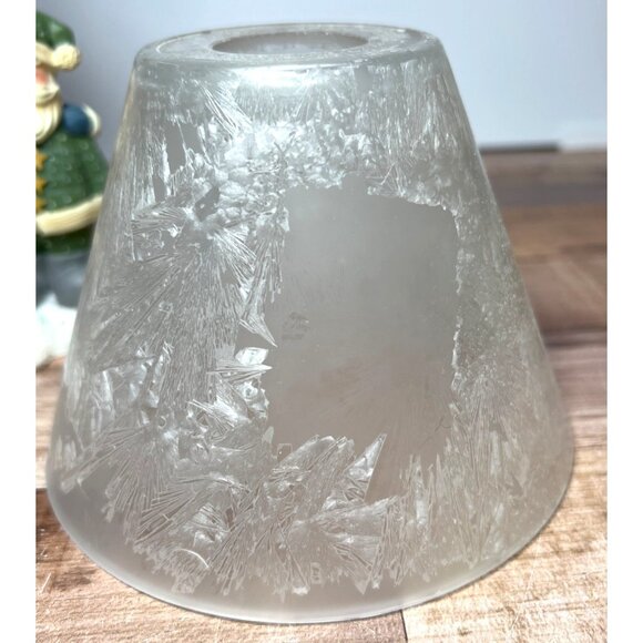 Vintage Santa Claus Christmas Candle Holder Lamp With Frosted Shade - Picture 8 of 11